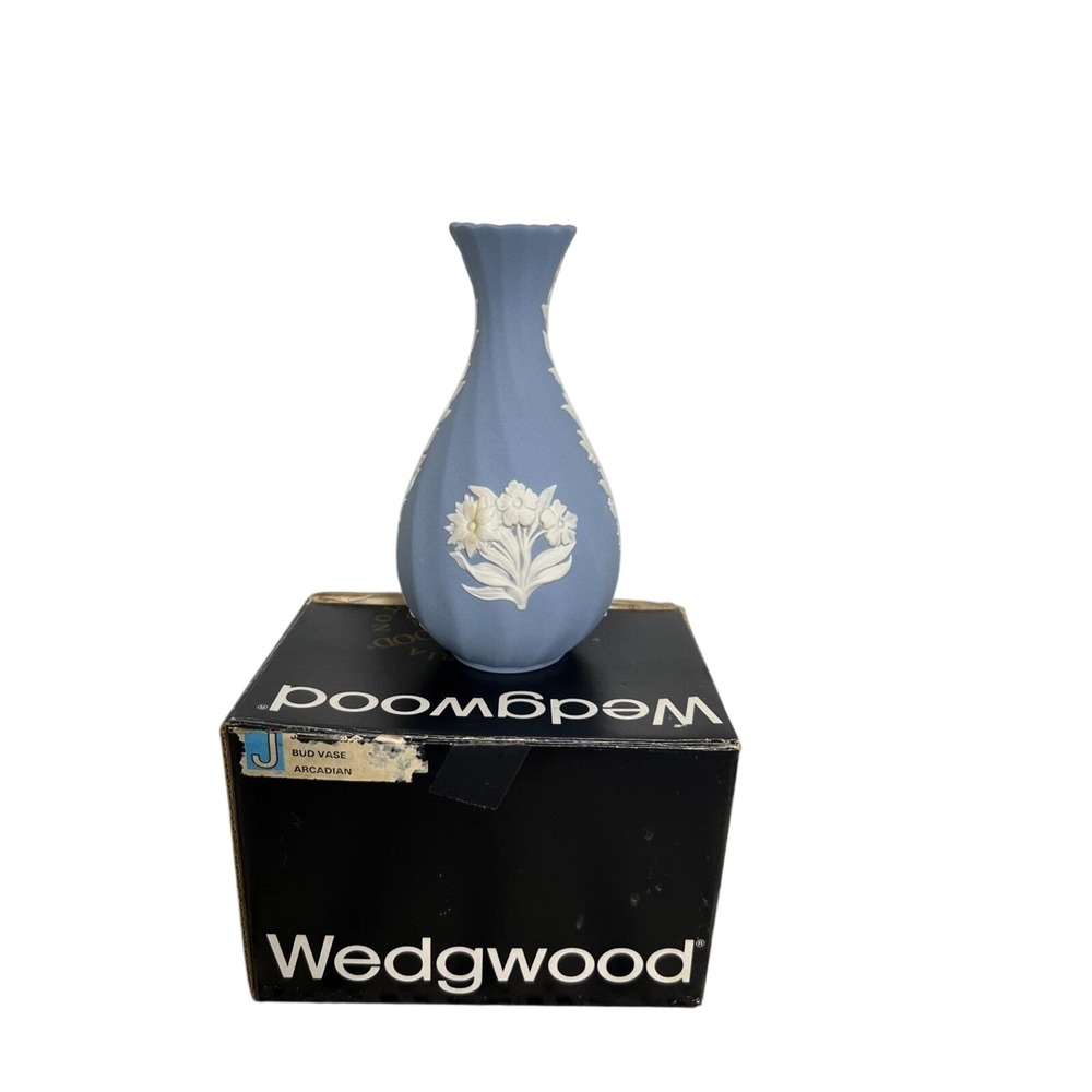 RARE Vintage Wedgwood fluted jasper 5 " bud vase j1012 4006 in original box